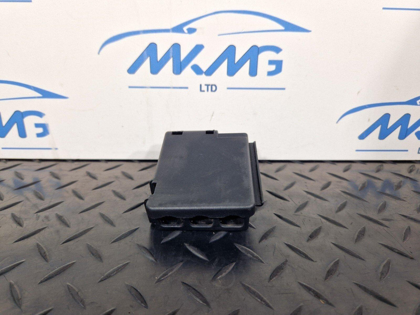 AUDI A5 F5 SPORTBACK FUSE BOX POWER DISTRIBUTION CONTROL MODULE 8W0941824AN