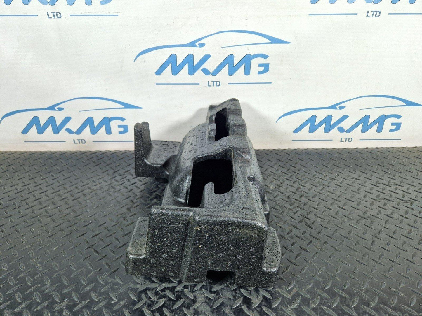 16-19 MERCEDES BENZ GLE W166 GENUINE TRUNK ELEMENT A1668991421
