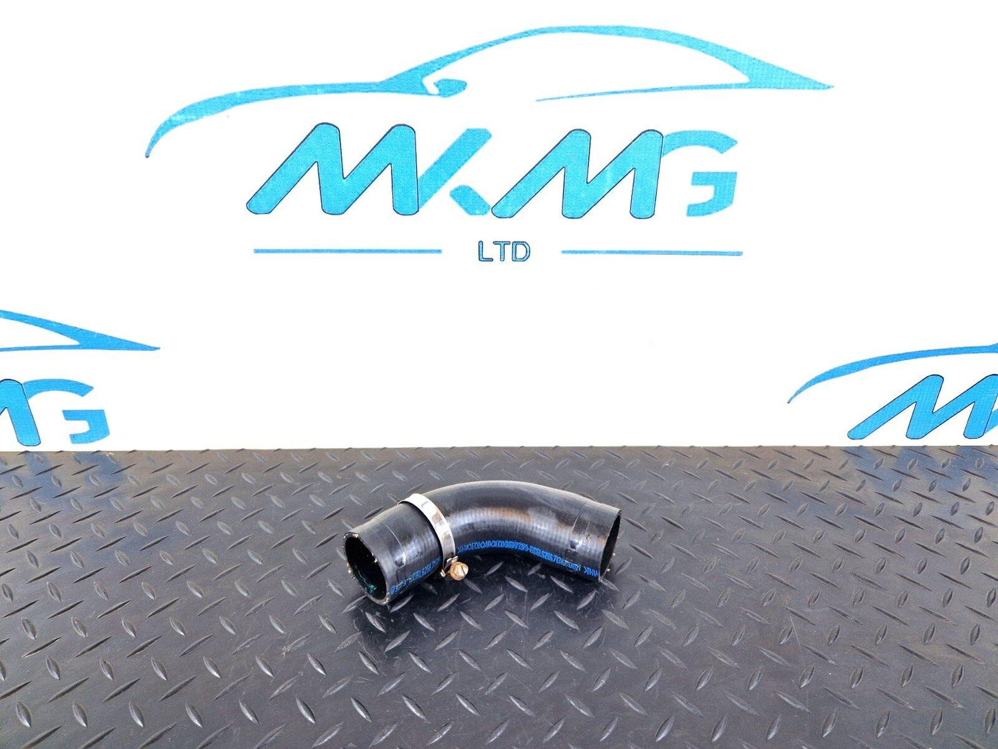 14-19 MERCEDES BENZ GLA X156 GENUINE OEM FILLER FUEL HOSE PIPE A2464760075