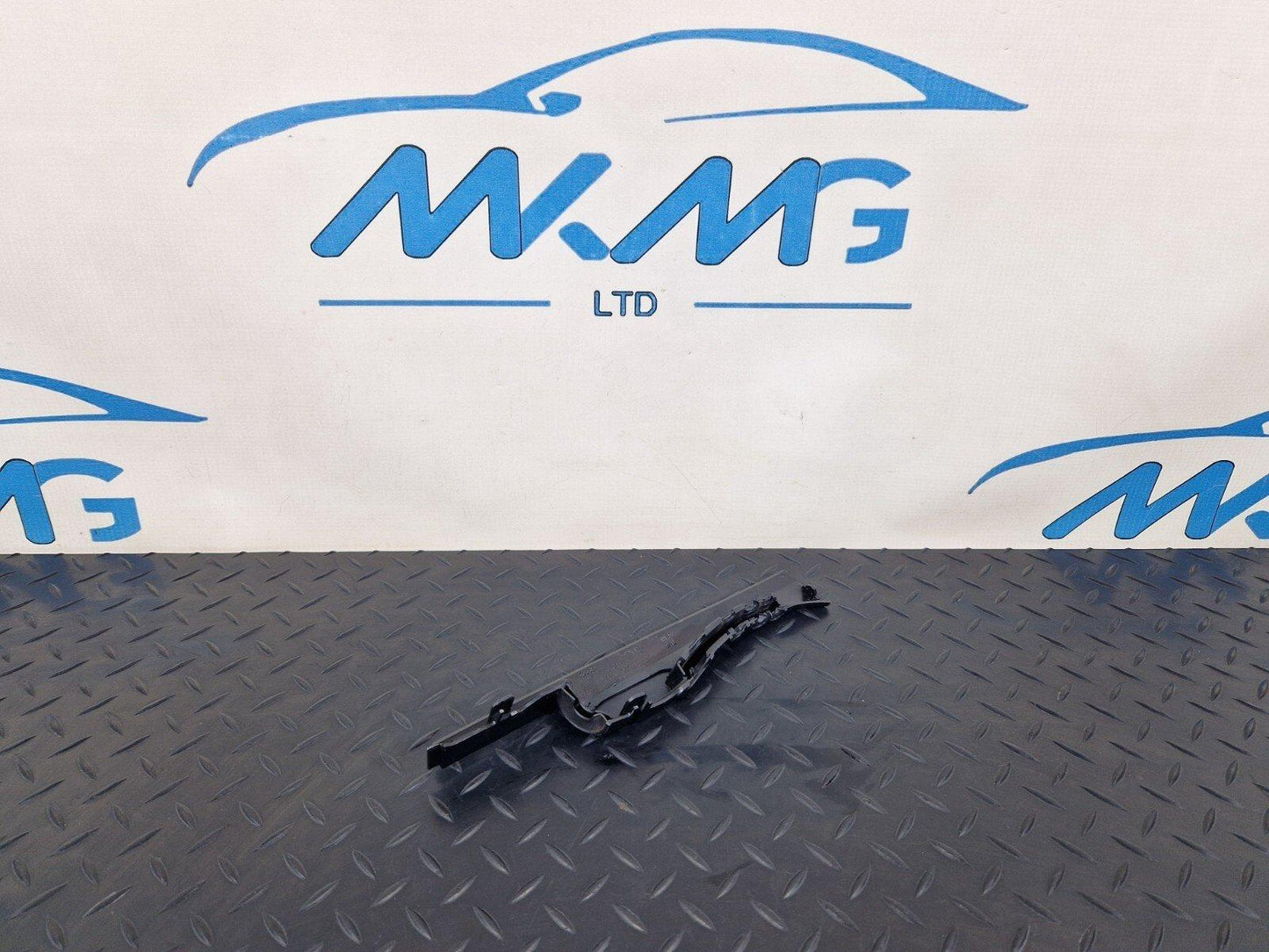 16-24 AUDI A5 F5 WIPER MOTOR COVER TRIM 8W0971871H