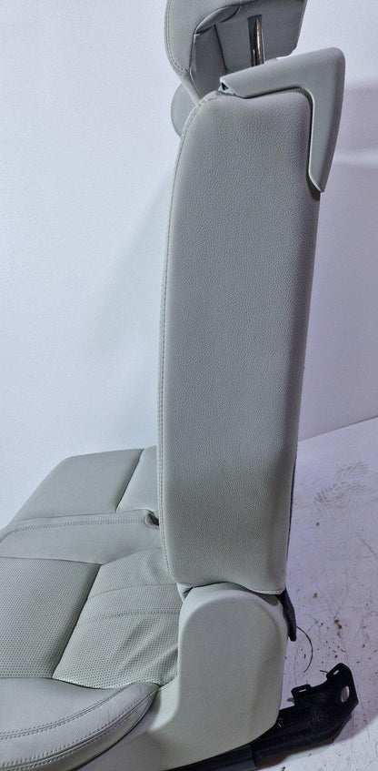 14-19 LAND ROVER L550 DISCOVERY SPORT 2ND ROW LEFT & MIDDLE SEAT SET IN GREY