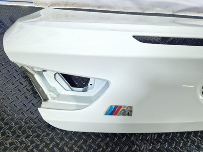 11-18 BMW 6 SERIES F13 GENUINE REAR TAILGATE / BOOTLID IN WHITE 300