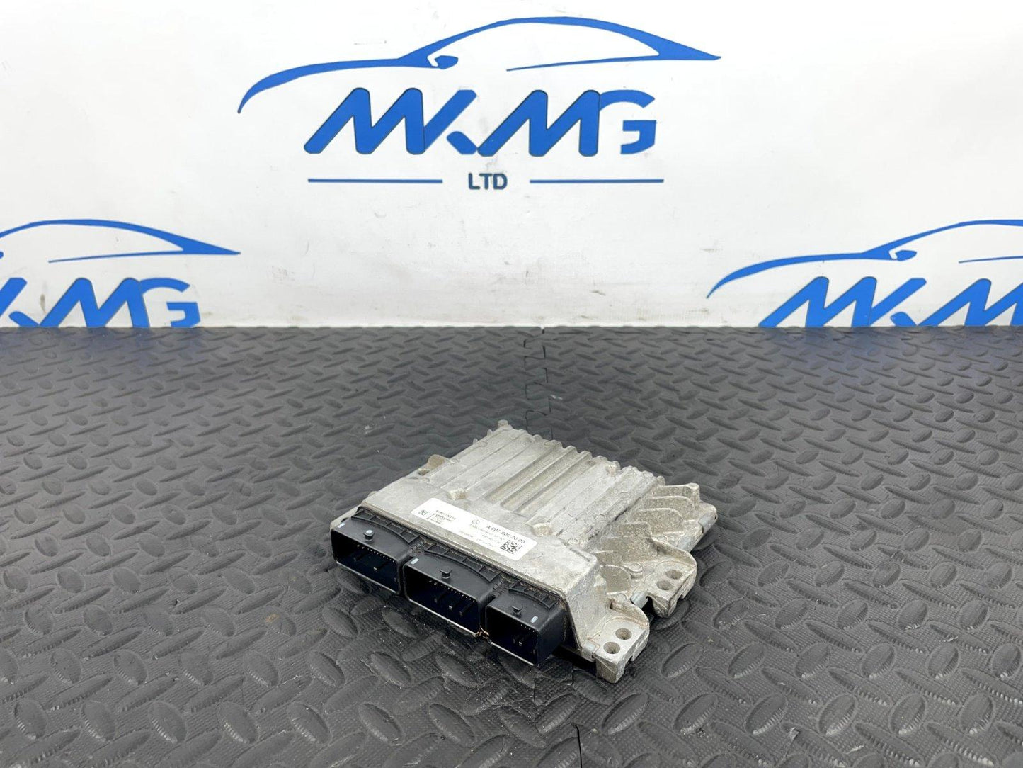 12-18 MERCEDES A-CLASS W176 GENUINE ENGINE ECU 1.5 CDI OM607 A6079002000