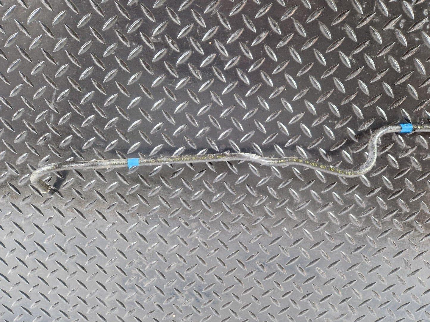 18-ON MERCEDES SPRINTER W907 GENUINE FUEL RETURN LINE A9074761300