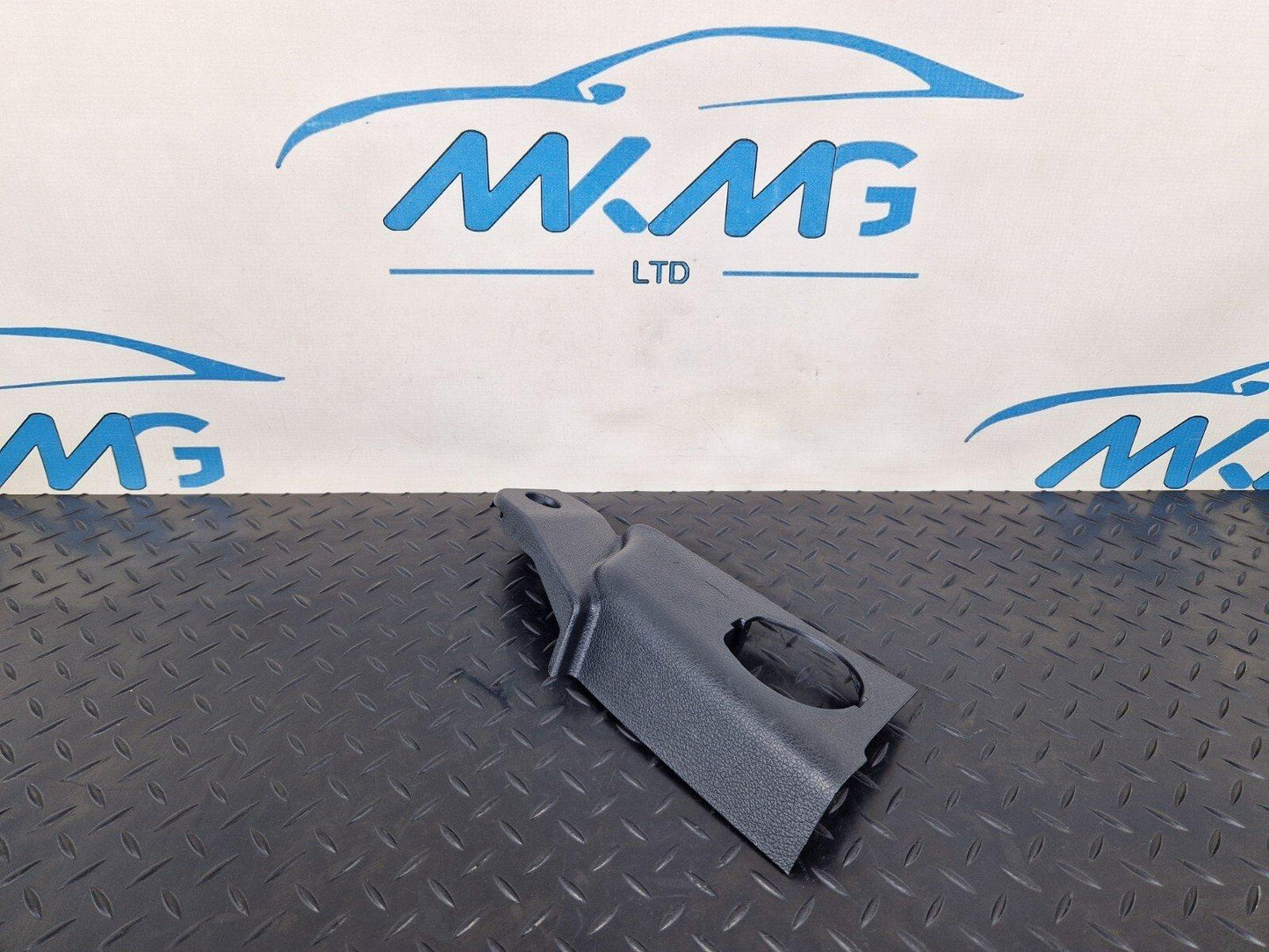 14-23 MERCEDES BENZ VITO W447 GENUINE REAR RIGHT INTERIOR PART A4476920903