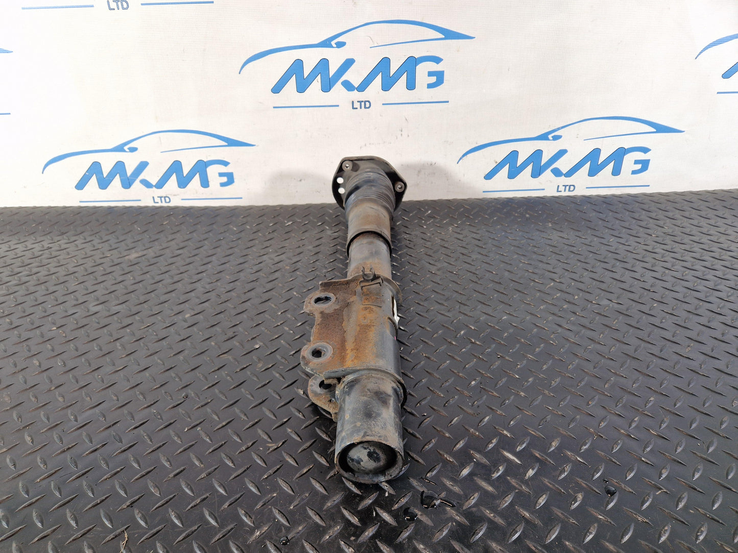 Mercedes-Benz Sprinter W907 Front Shock Absorber Fits Left & Right A9073205501