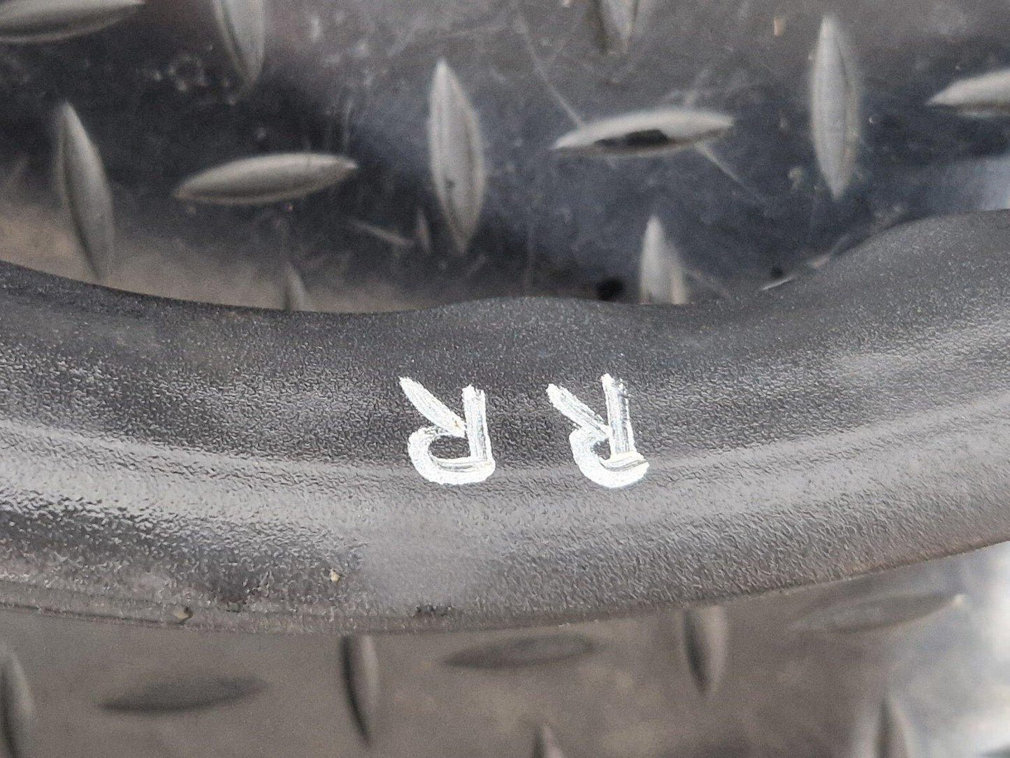 10-18 AUDI A7 4G S-LINE REAR RIGHT DOOR UPPER RUBBER WEATHER SEAL 4G8845696