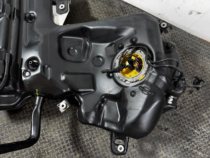 12-18 AUDI A6 C7 2.0 AVANT DIESEL CGLC/CGL GENUINE FUEL TANK & PUMP 4GX201021
