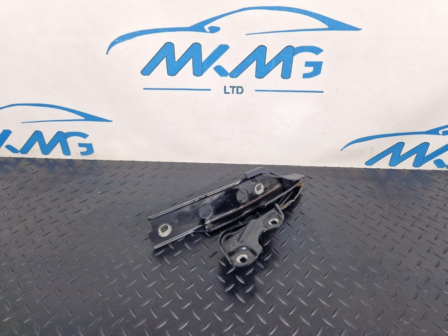 10-18 AUDI A7 4G S-LINE FRONT HOOD BONNET DRIVERS RIGHT SIDE HINGE 4G8823302D
