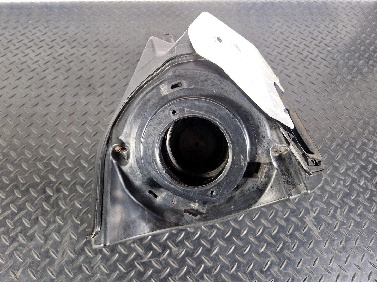 16-19 AUDI A4 B9 2.0TDI DEU DIESEL ENGINE GENUINE AIR FILTER BOX 8W0133835D