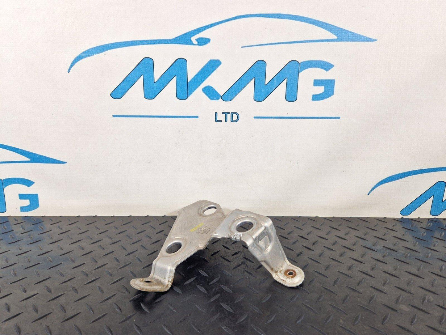 10-17 AUDI A8 4H ABS PUMP MOUNT BRACKET HOLDER 4H2614125