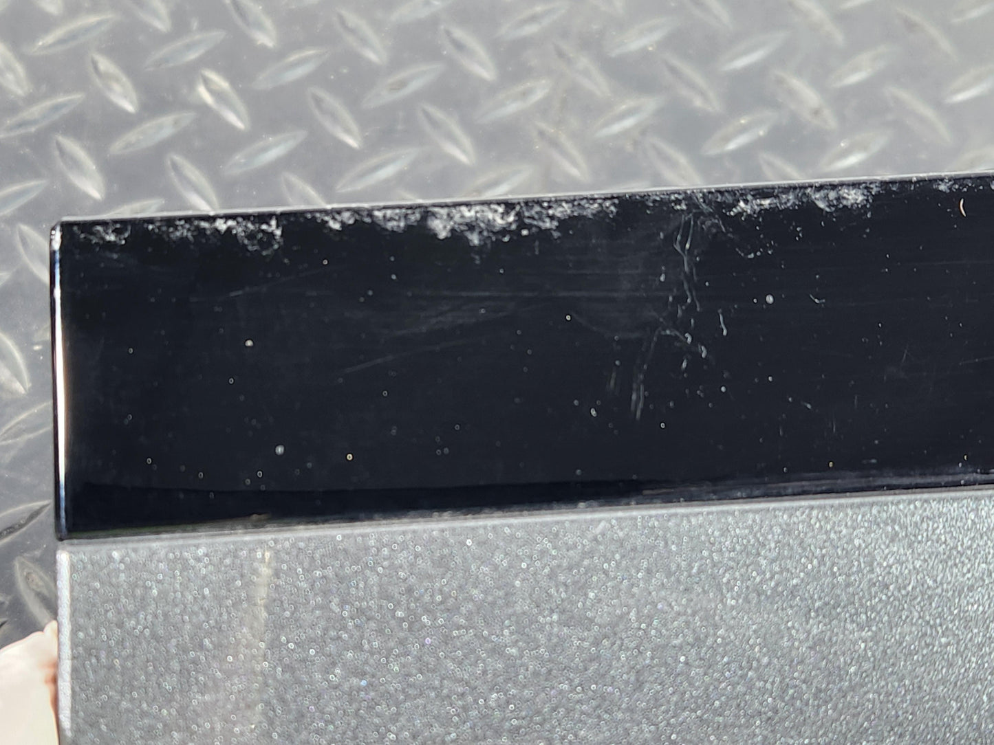 Range Rover Evoque SUV Front Right Door Moulding Trim Damaged K8D2-21064-C