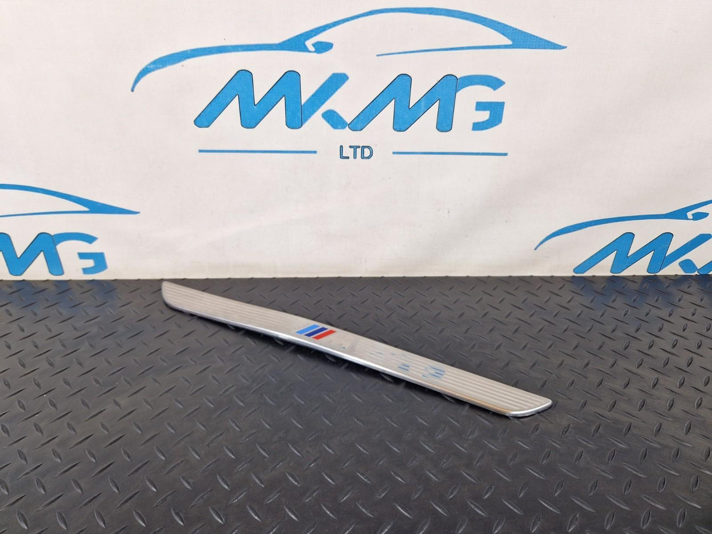 10-13 BMW X5 E70 LCI FRONT ENTRANCE DOOR SILL COVER KICK PLATE TRIM 7205263
