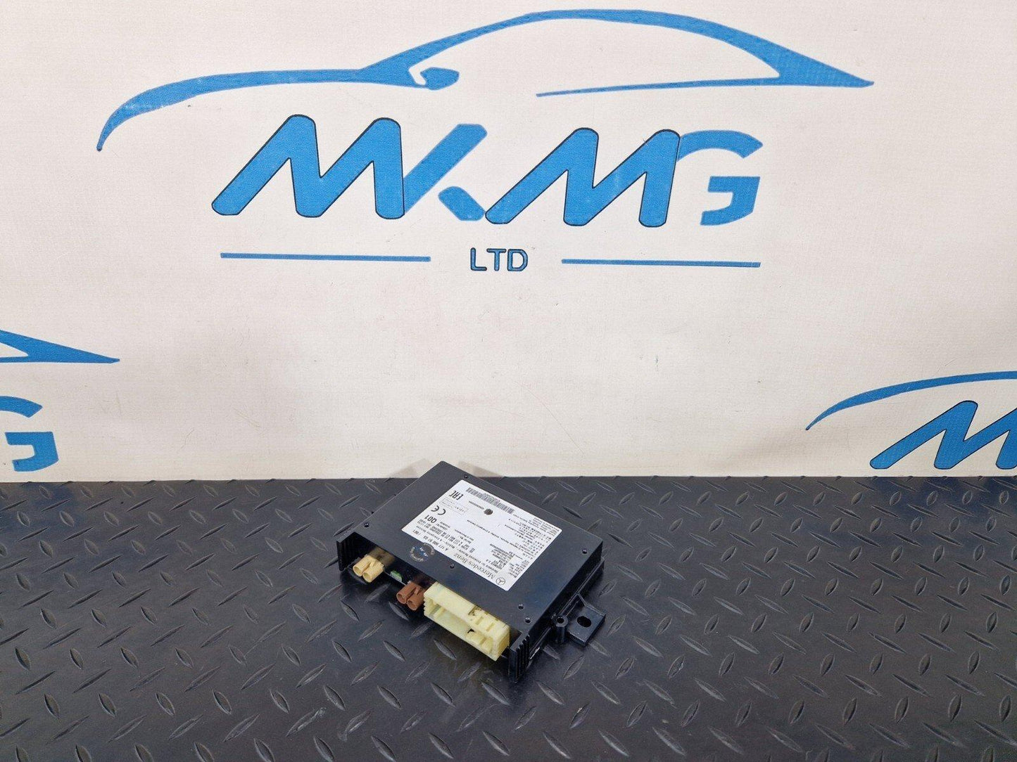 18-ON MERCEDES BENZ SPRINTER W907 COMUNICATION CONTROL ECU A1779009703