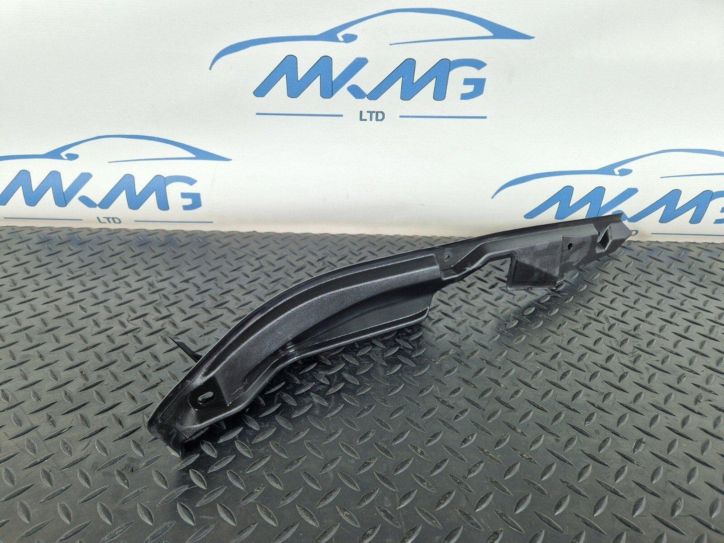 20-24 BMW 1 SERIES F40SEALING SEAL SIDE PANEL TOP LEFT N/S HOOD 7450919