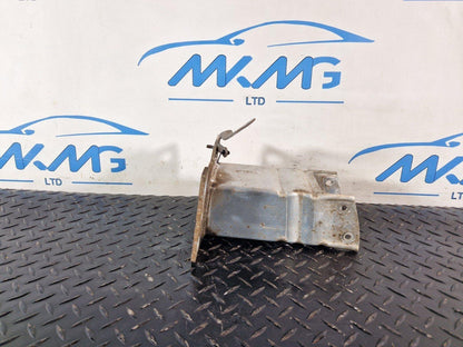 16-19 AUDI A4 B9 QUATTRO 2.0TDI OEM FRONT RIGHT REINFORCEMENT BRACKET 8W0807134