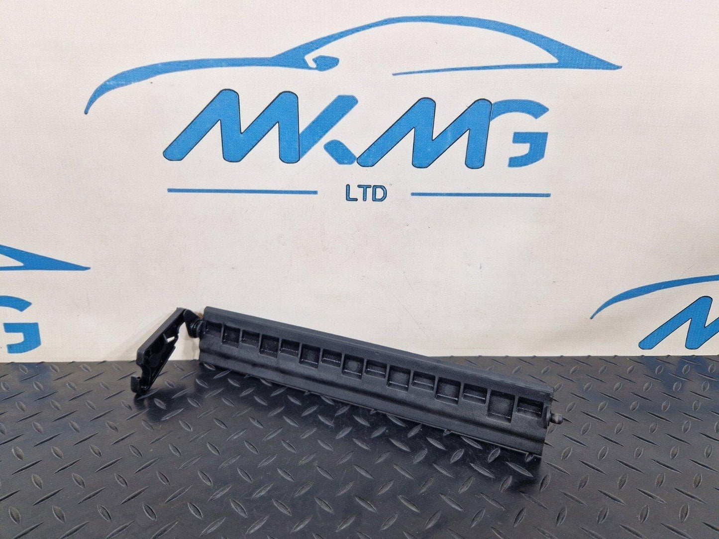 14-21 BMW 2 SERIES GRAN TOURER F45 F46 AIR DUCT SHUTTER GRILL FLAP 4R 8499973