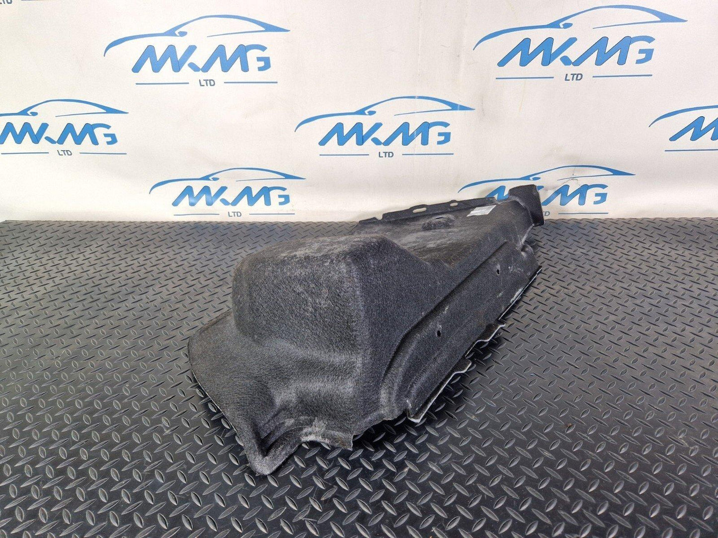 18-ON MERCEDES A CLASS W177 REAR RIGHT BOOT SIDE MAT LINER CARPET A177690100