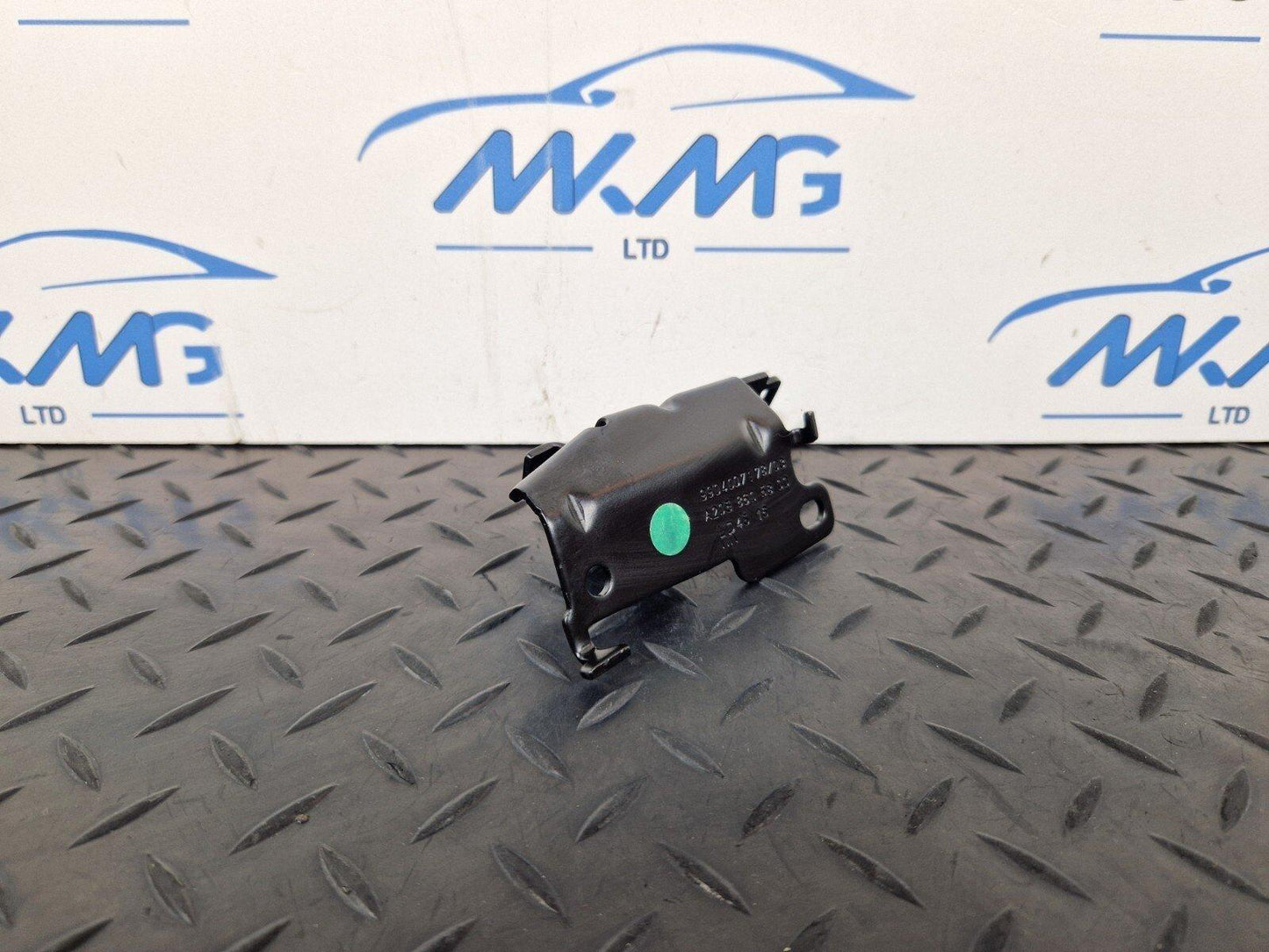 14-21 MERCEDES C220d W205 BOOT TRUNK RIGHT O/S LUGGAGE NET HOLDER A2058605800