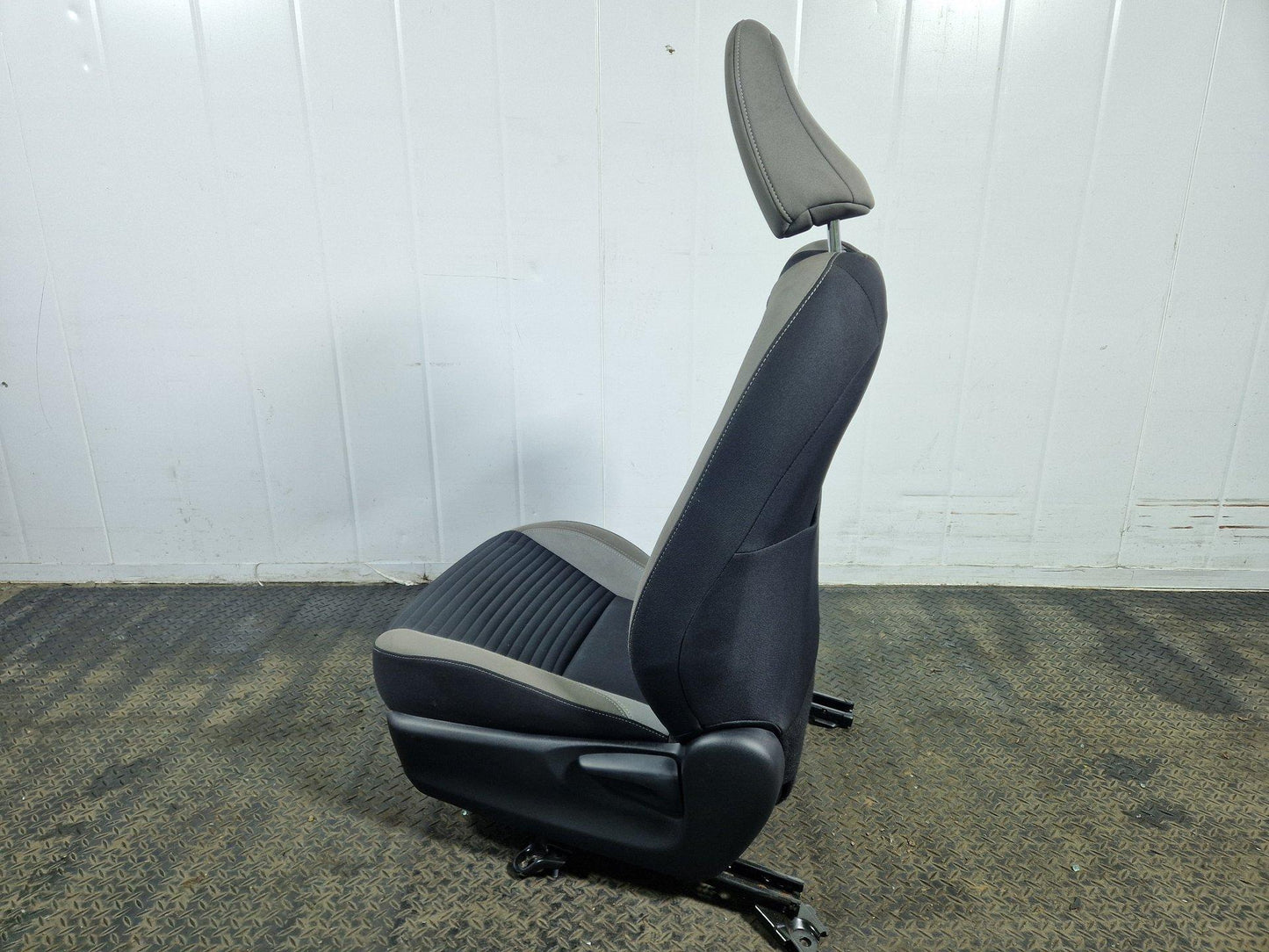 Toyota Yaris P130 Hatchback Genuine Front Left Passenger N/S Seat