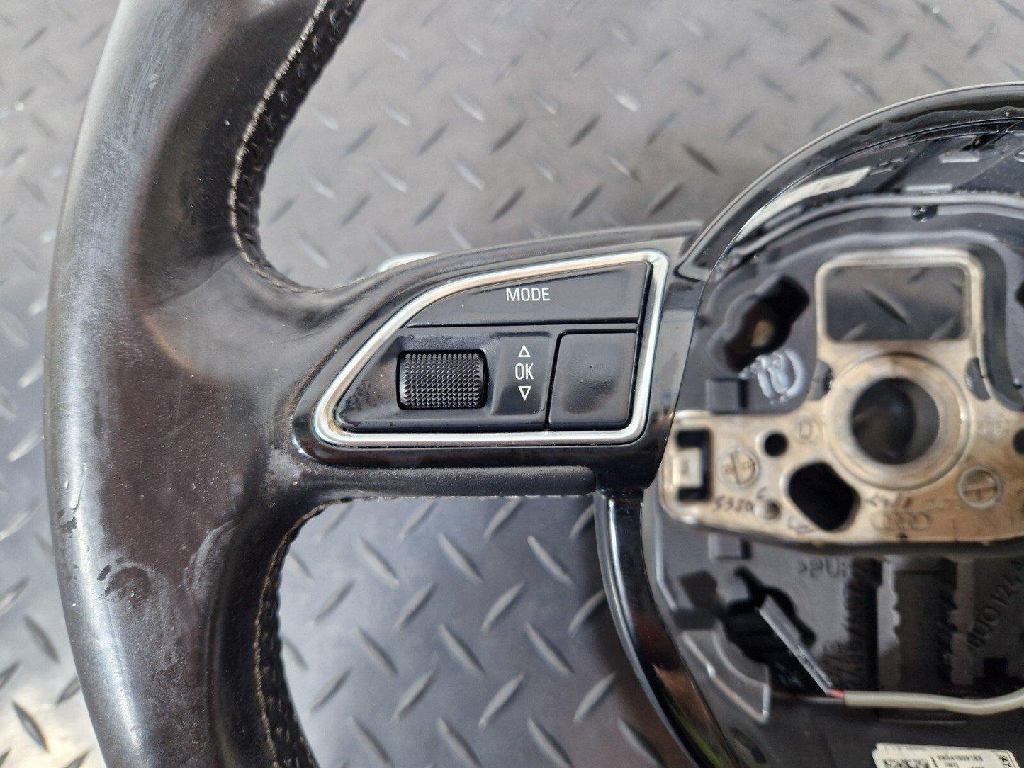 12-17 AUDI S5 CONVERTIBLE MULTIFUNCTION PADDLE SHIFT STEERING WHEEL 8K0419091BS