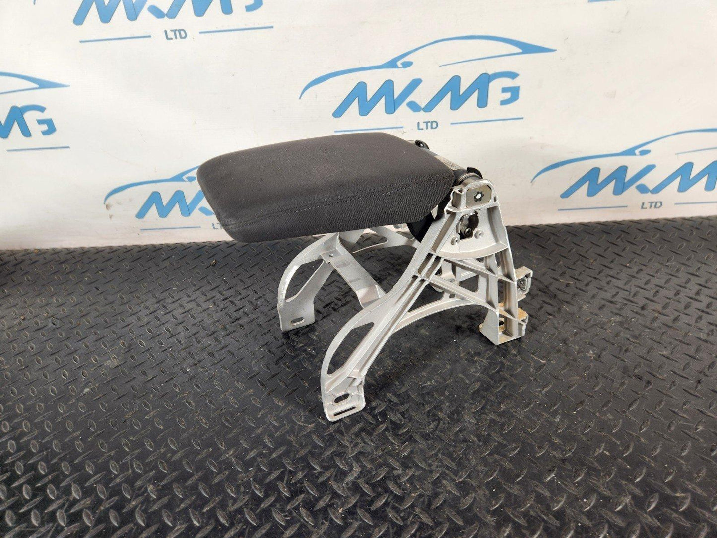 AUDI A5 F5 GENUINE CENTRE CONSOLE ARM REST 8W0864283A