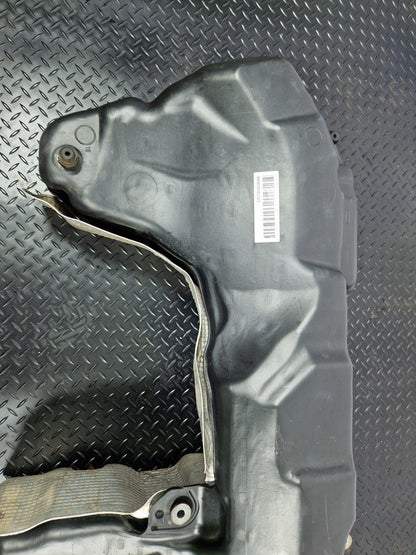 16-19 AUDI A4 B9 QUATTRO 2.0TDI DIESEL ENGINE FUEL TANK & PUMP 8W0201021CL