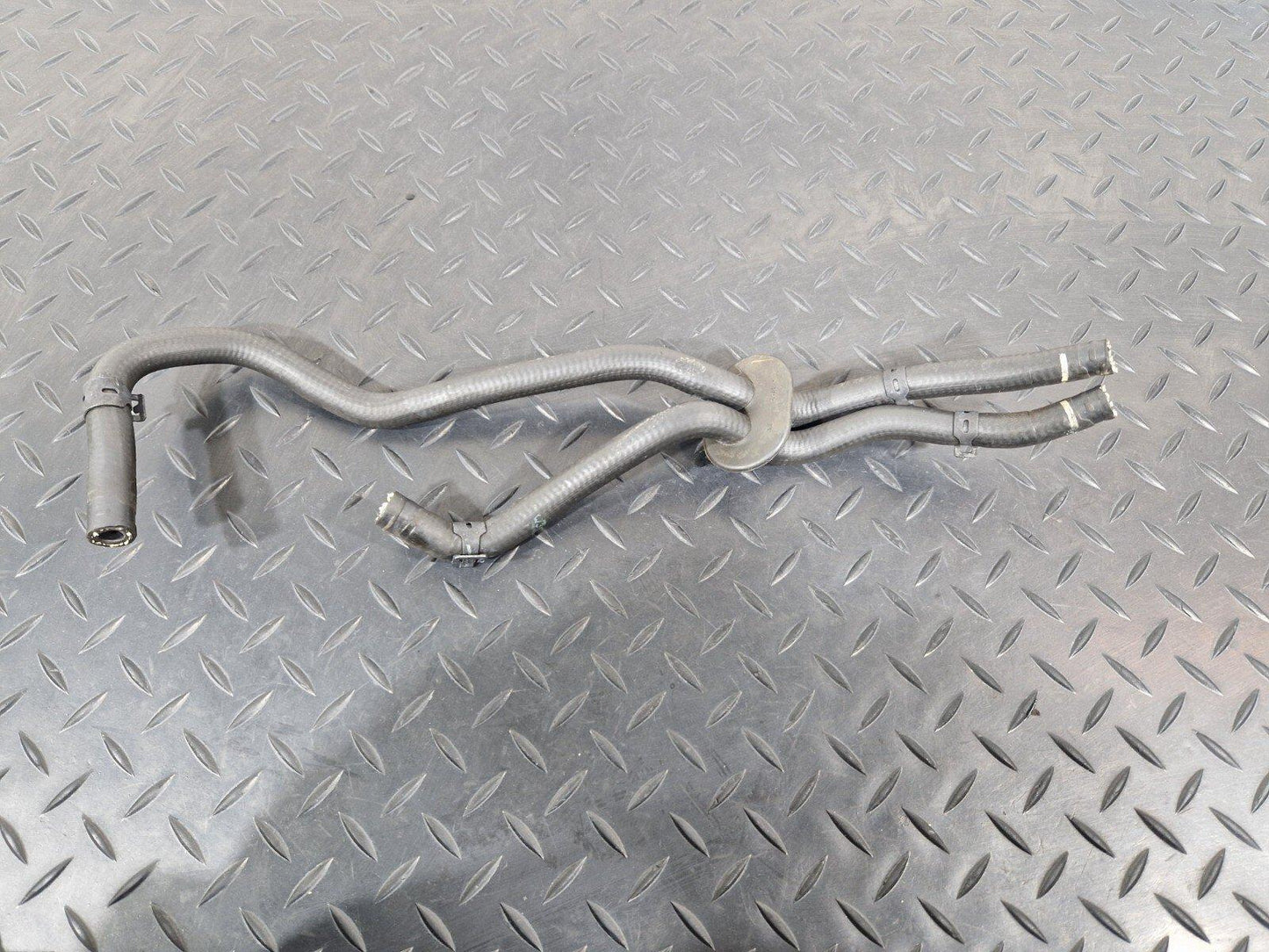 14-21 MERCEDES BENZ C200d W205 AD BLUE COOLING FEED RETURN LINE A2055012891