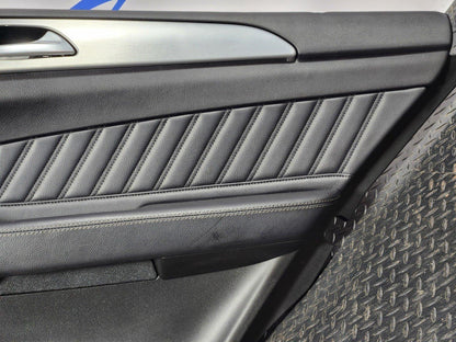 11-19 MERCEDES BENZ ML W166 GENUINE REAR RIGHT O/S/R LEATHER DOOR CARD PANEL