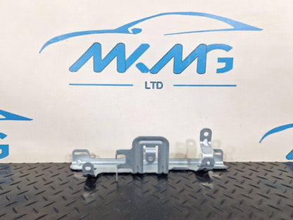 14-21 MERCEDES BENZ C220 W205 GENUINE RIGHT SIDE O/S BOOT BRACKET A2056914400