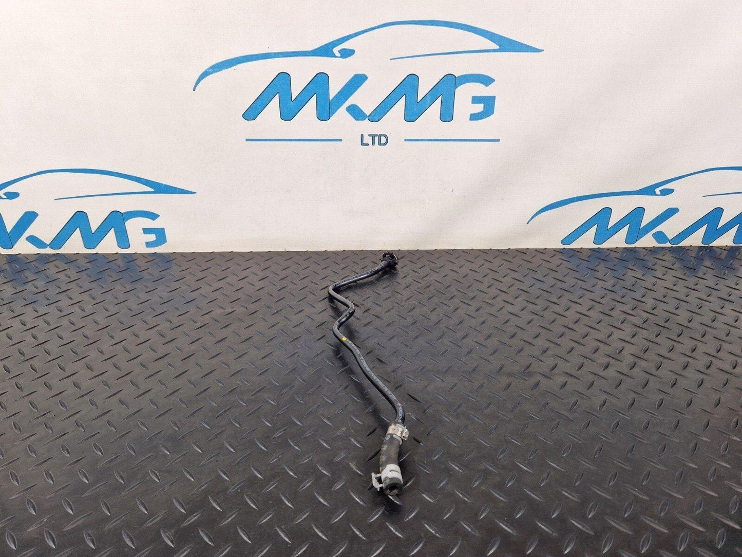 14-21 MERCEDES BENZ W205 ENGINE WATER COOLANT HOSE PIPE LINE  A2742000782