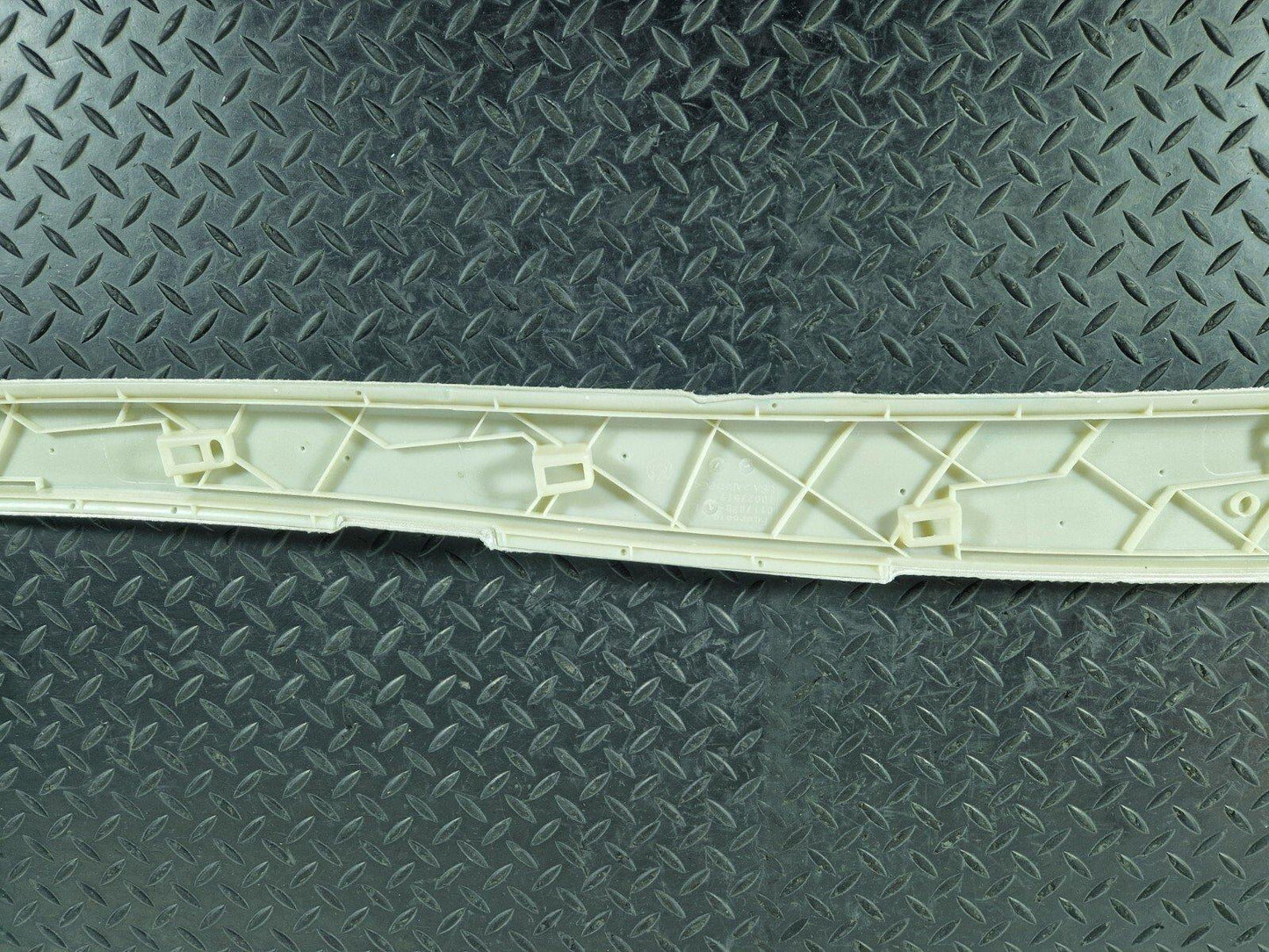 10-13 BMW X5 E70 LCI LEFT SIDE CENTER CONSOLE TRIM COVER PANEL IN BLACK 0117828