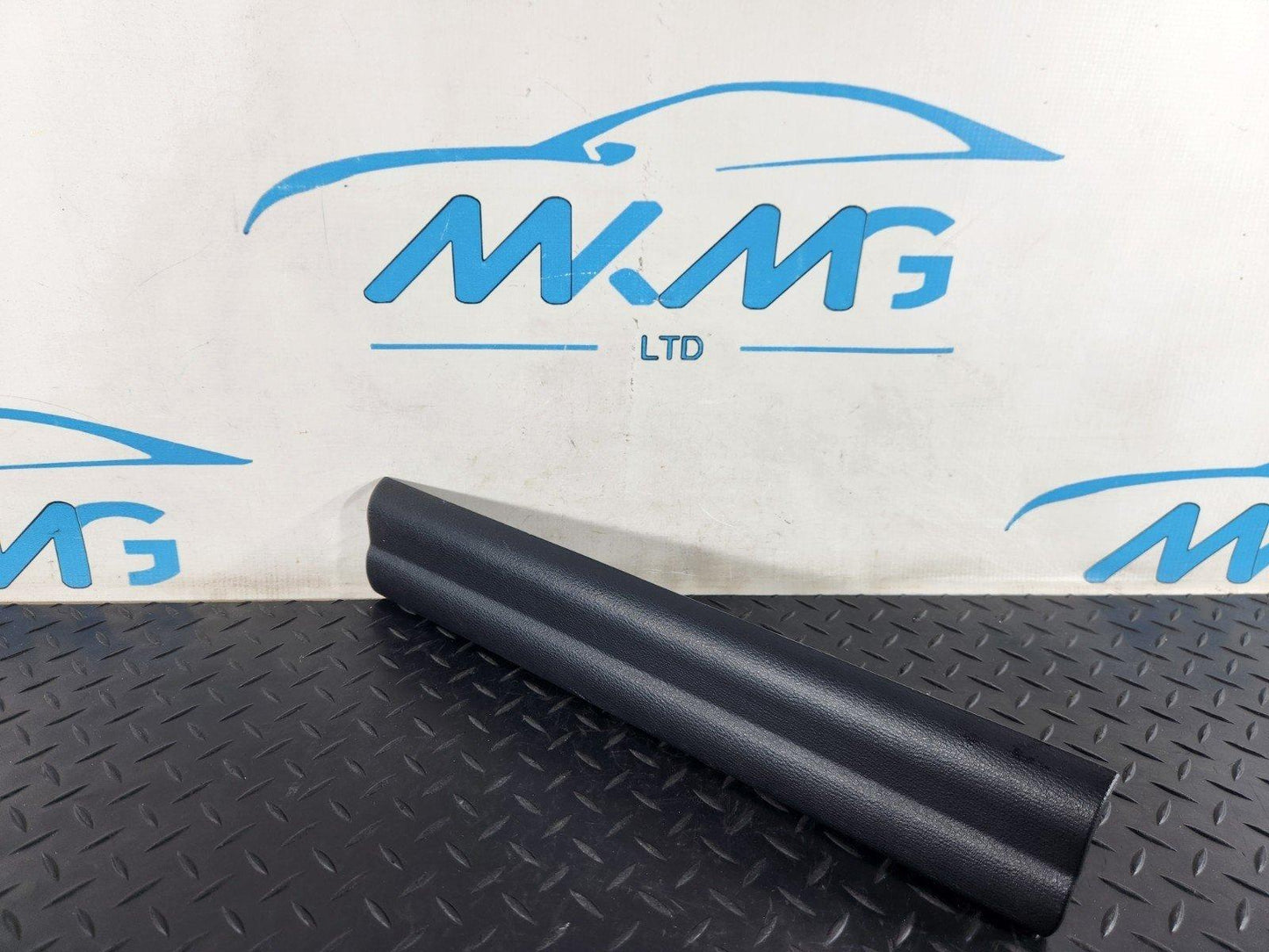 BMW X1 X2 F39 F48 FRONT LEFT N/S FOOTWELL TRIM 7326833