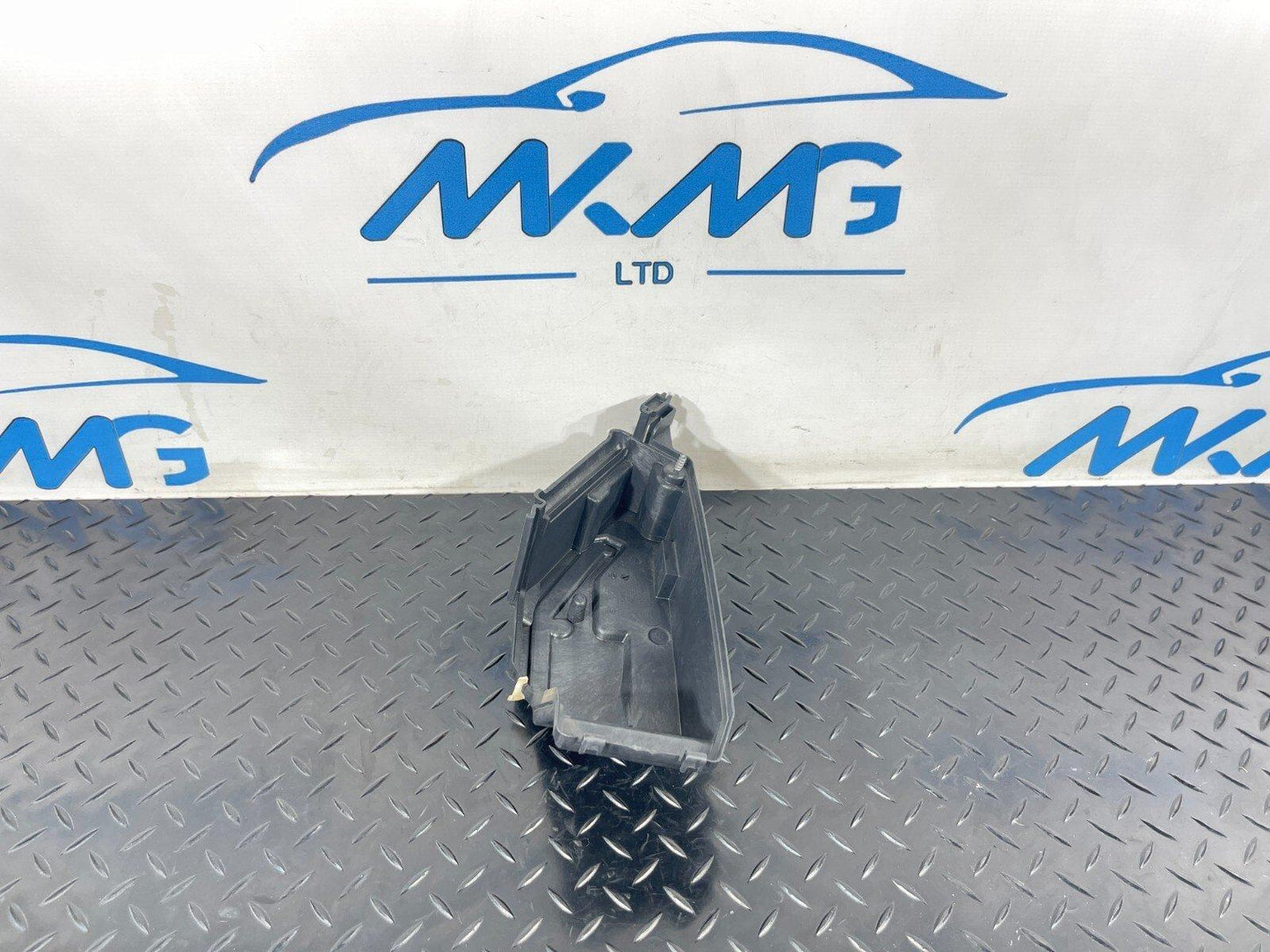 BMW 1 2 X1 X2 SERIES ECU ENGINE BOX COVER 8581751 F40 F44 F45 F46 F48 F39