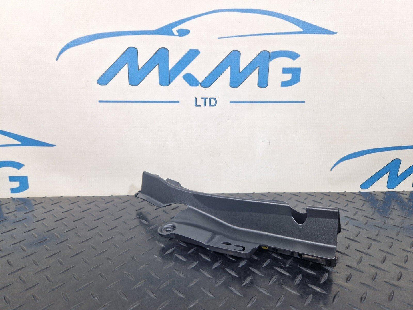 16-19 AUDI A4 B9 GENUINE LEFT SIDE ROOF SRS BRACKET 8W5880755