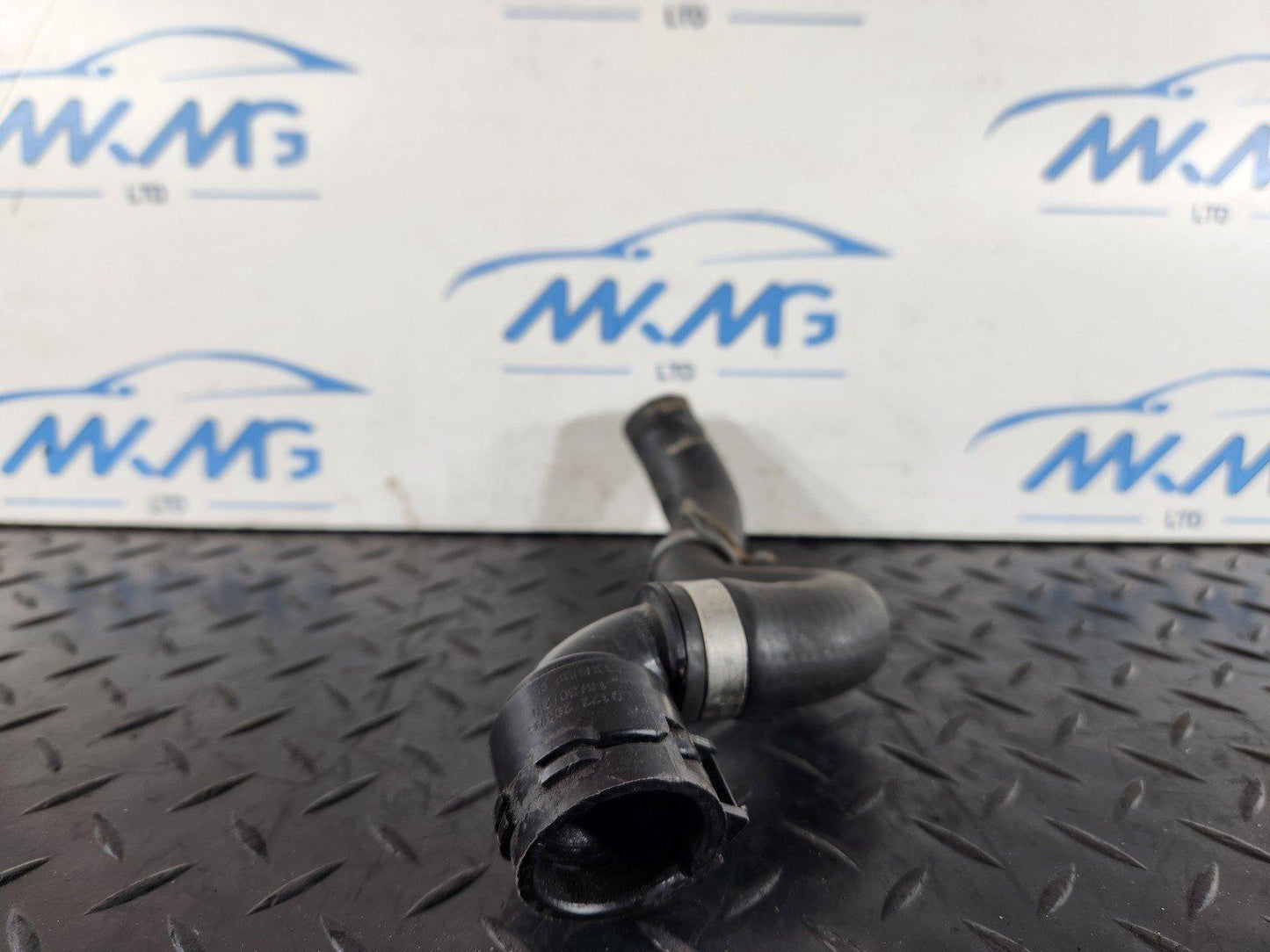 16-19 AUDI A4 B9 GENUINE RADIATOR LOWER COOLANT RUBBER PIPE HOSE 8E0122293C