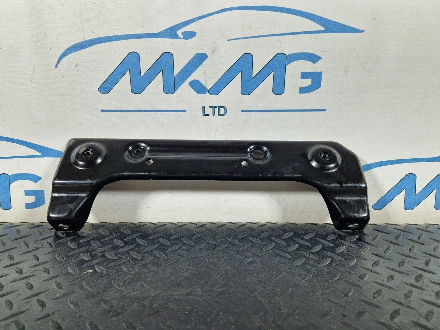 14-23 MERCEDES BENZ VITO W447 OEM FRONT RIGHT O/S SEAT MOUNT BRACKET A4476400500