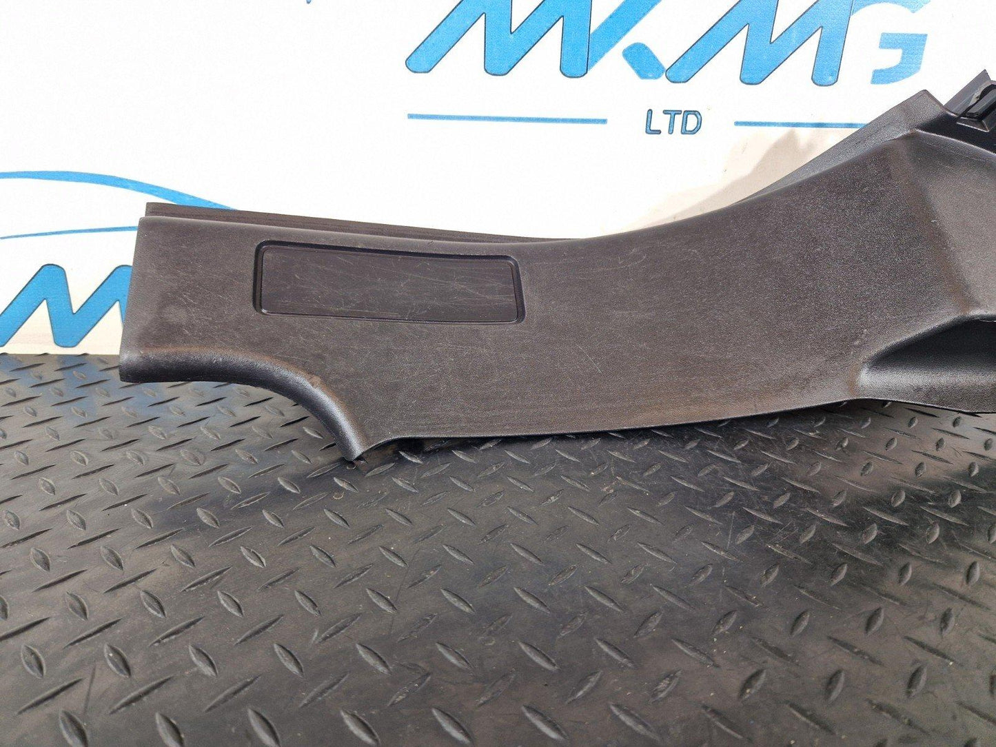 14-19 LAND ROVER L550 SPORT REAR RIGHT LOWER C-PILLAR TRIM FK7213244AE8PVJ