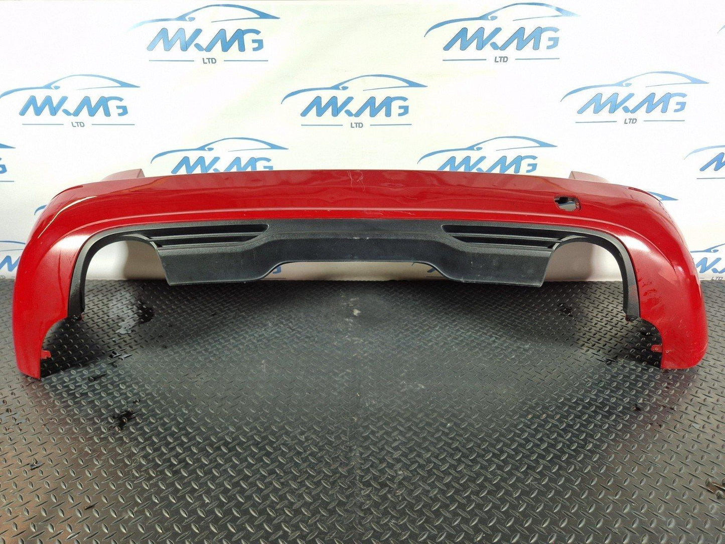 12-18 MERCEDES BENZ B-CLASS W246 SPORT COMPLTE REAR BUMPER JUPITER RED 589