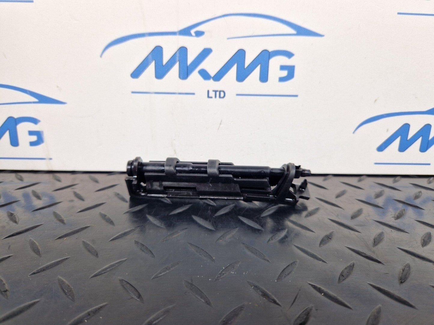 16-23 AUDI S5 COUPE GENUINE REAR RIGHT BUMPER BRACKET HOLDER 8W6807890