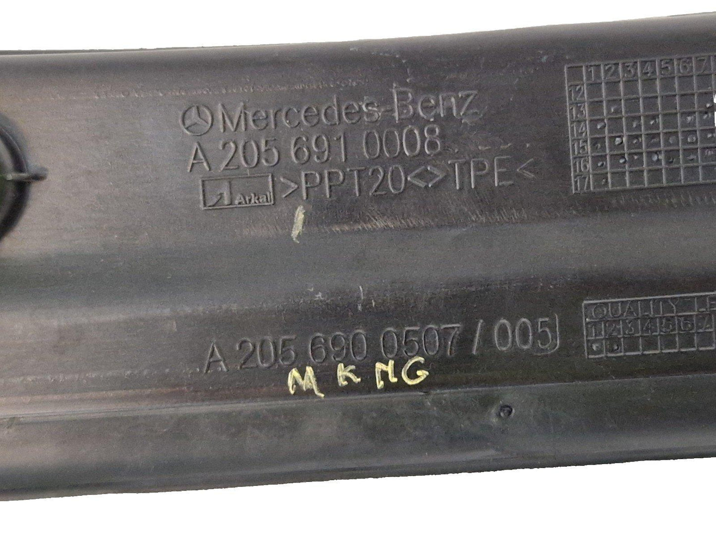 14-21 MERCEDES BENZ C220d W205 GENUINE REAR BOOT TRUNK TRIM BLACK A2056910008