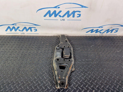 18-ON MERCEDES SPRINTER W907 FRONT BRACKET RIGHT LOWER MOUNT PLATE A9076220800
