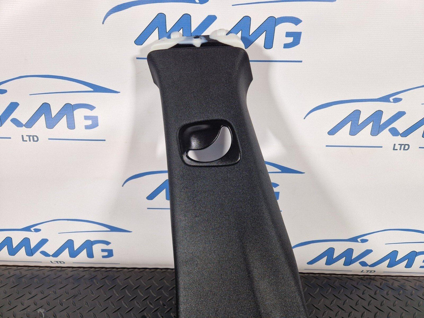 19-ON MERCEDES BENZ CLA C118 N/S LEFT B-PILLAR TRIM COVER BLACK A1186900400