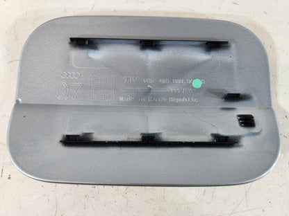16-20 AUDI Q7 4M GENUINE FUEL TANK FLAP COVER IN SILVER 4M0809906
