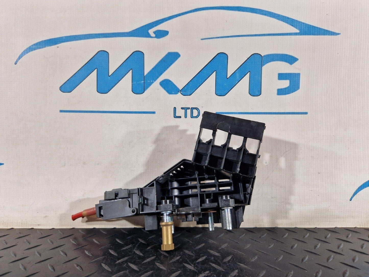 11-19 MERCEDES BENZ ML W166 FUSE BOX FRONT RELAY CONTROL UNIT MODULE A1665402450