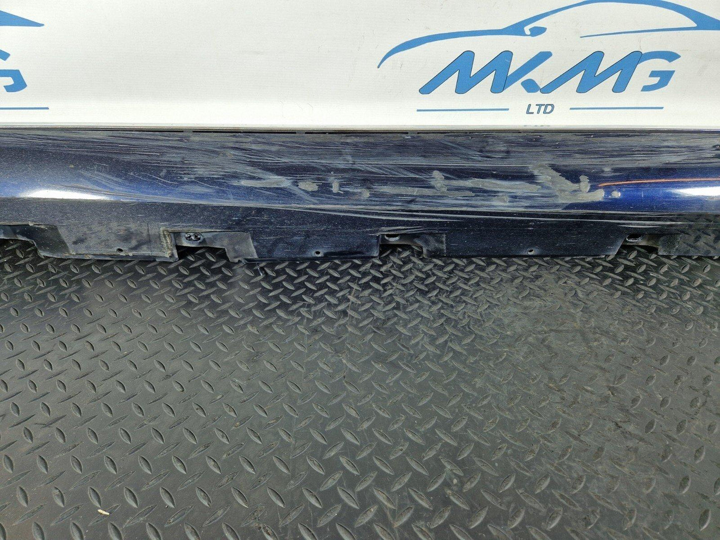 10-17 AUDI A8 4H LEFT N/S LOWER SILL SKIRT COVER TRIM IN BLUE 4H0853859D