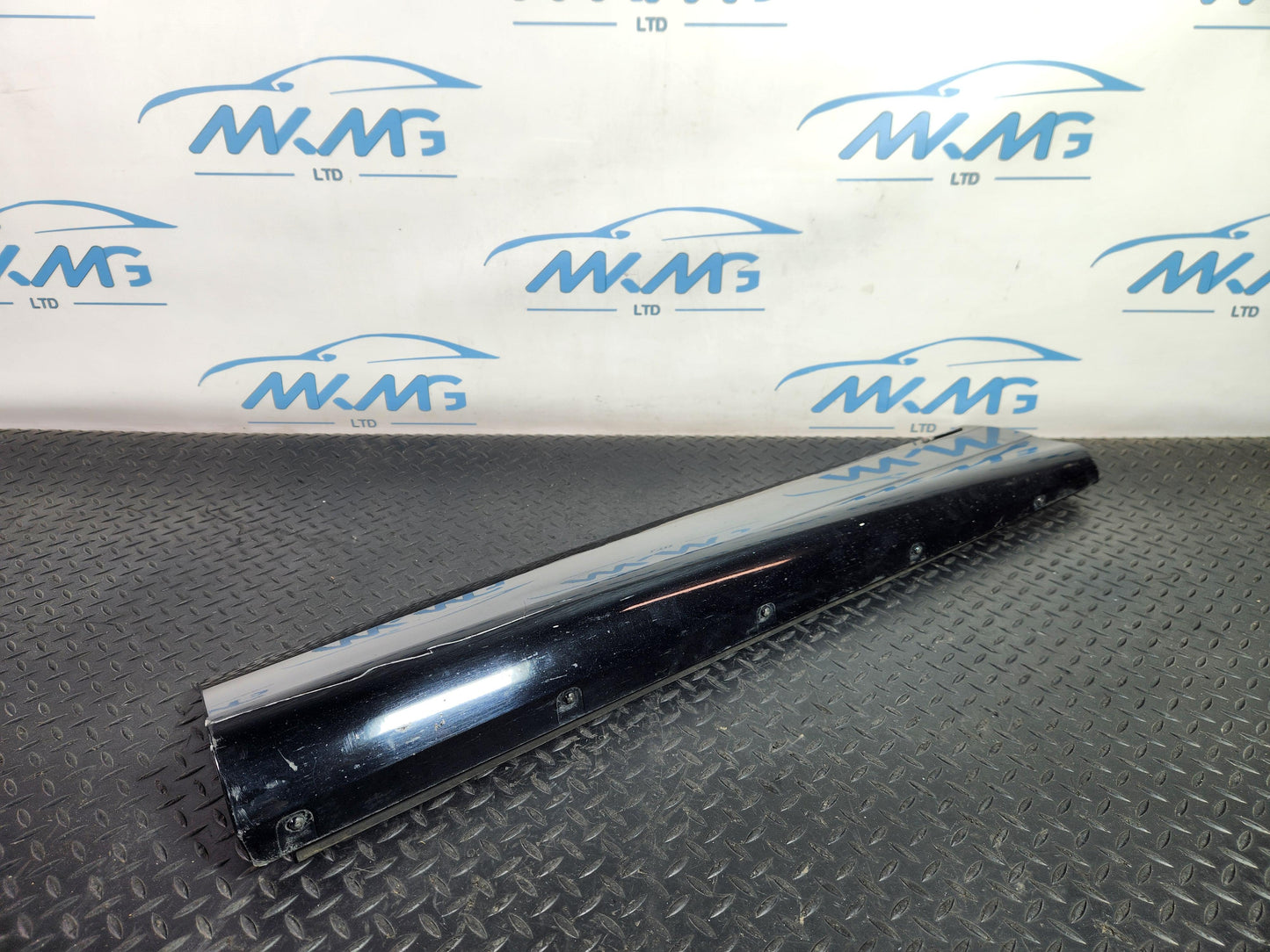 Range Rover Evoque SUV Front Right Door Moulding Trim Damaged K8D2-21064-C