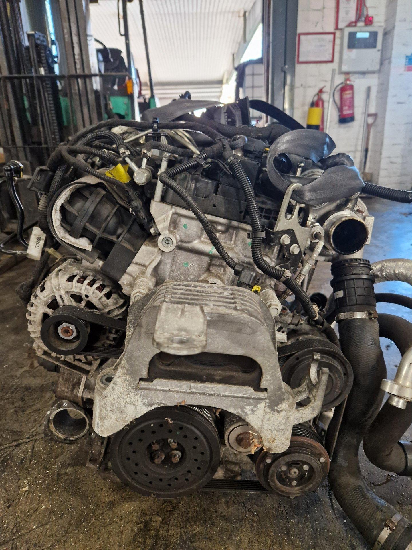 Vauxhall Astra MK6 (J) (A3400) Hatchback Engine