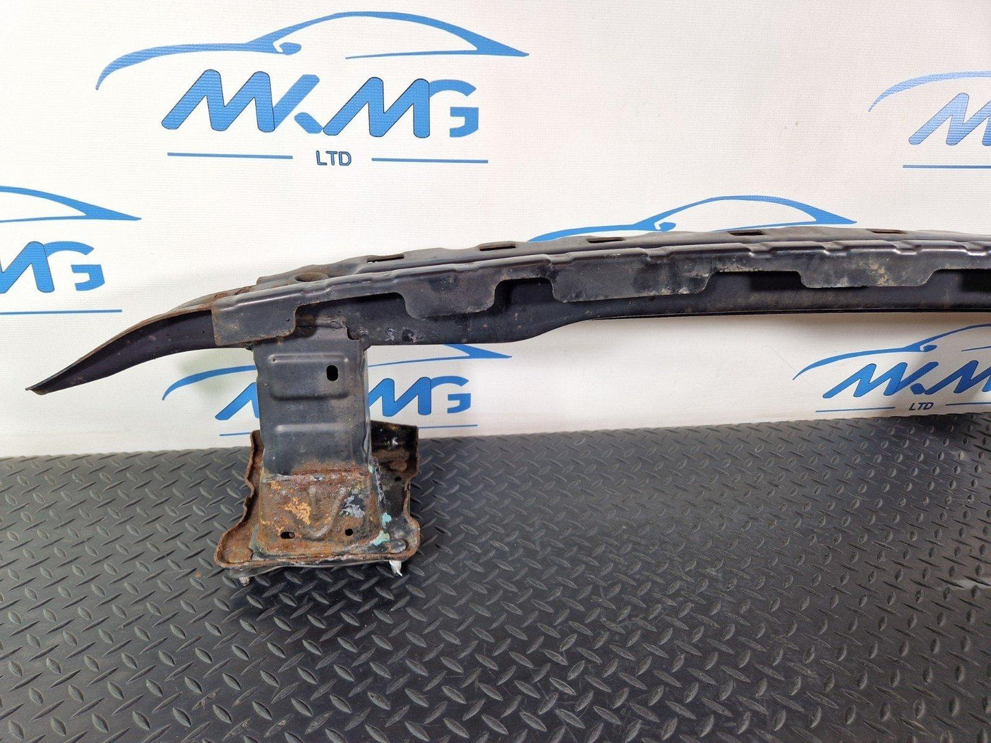 11-19 MERCEDES BENZ ML W166 GENUINE REAR CRASH BAR A1666104200