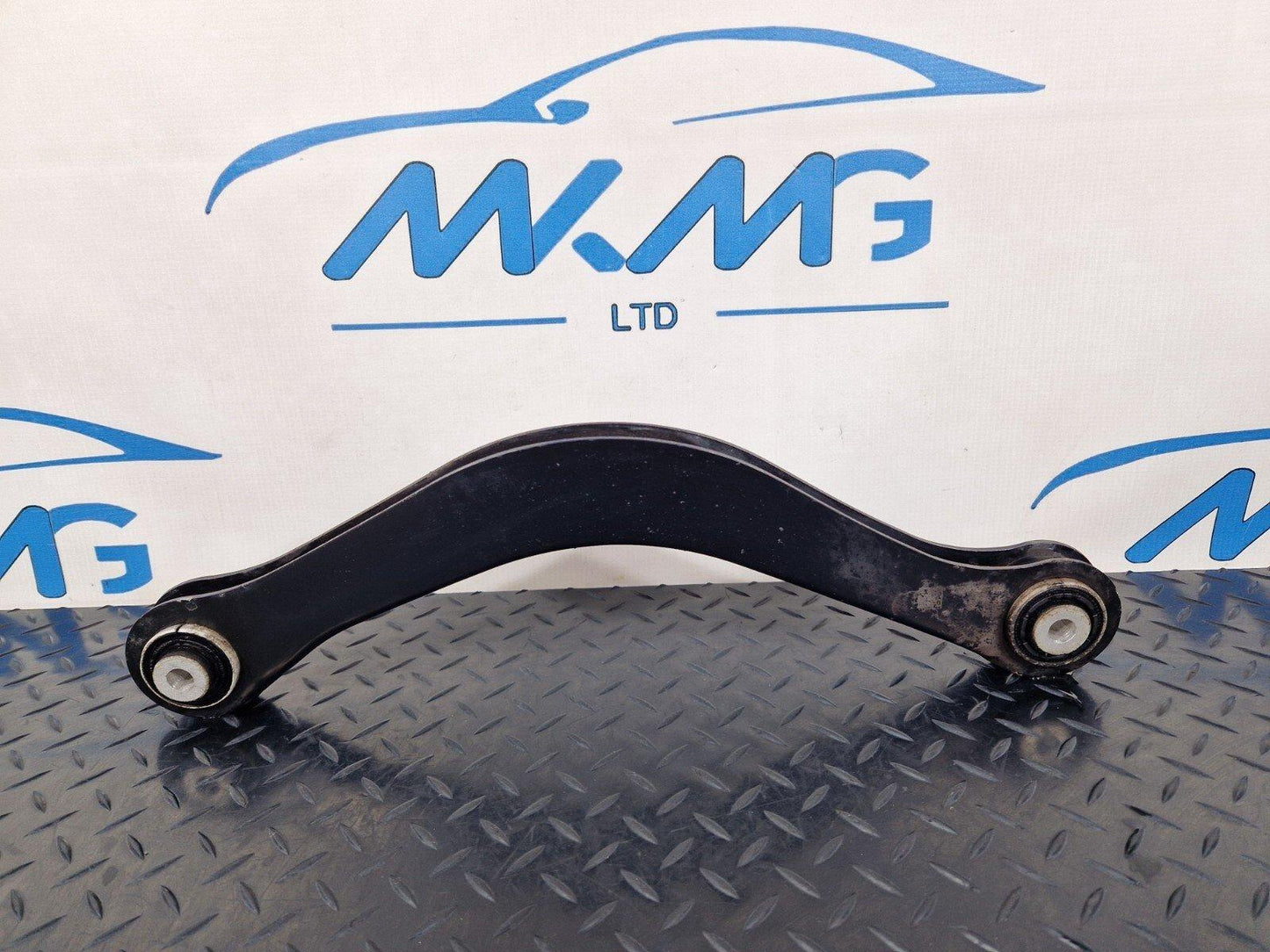 16-19 AUDI A4 B9 GENUINE REAR LEFT CONTROL ARM 8W0505371B
